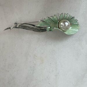 Antique Silver and Green Brooch with Pearl
